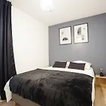 Spacious Family Duplex Apartment - Eiffel Tower