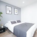 Spacious Family Duplex Apartment - Eiffel Tower