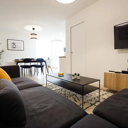 Spacious Family Duplex - Eiffel Tower * Parigi