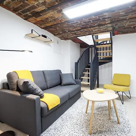 Spacious Family Duplex - Eiffel Tower Apartment Paris
